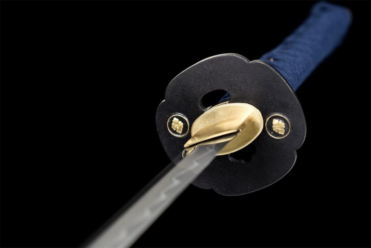 Katana Bleu Et Noir